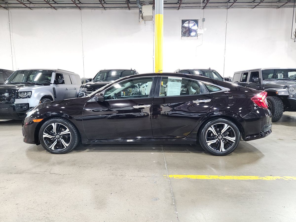 2018 Honda Civic Touring photo 5