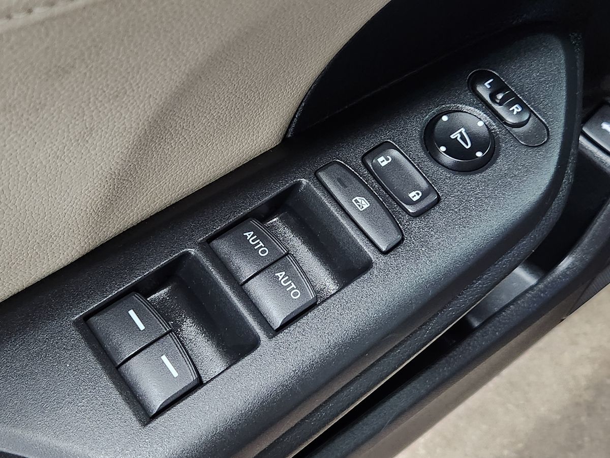 2018 Honda Civic Touring photo 31