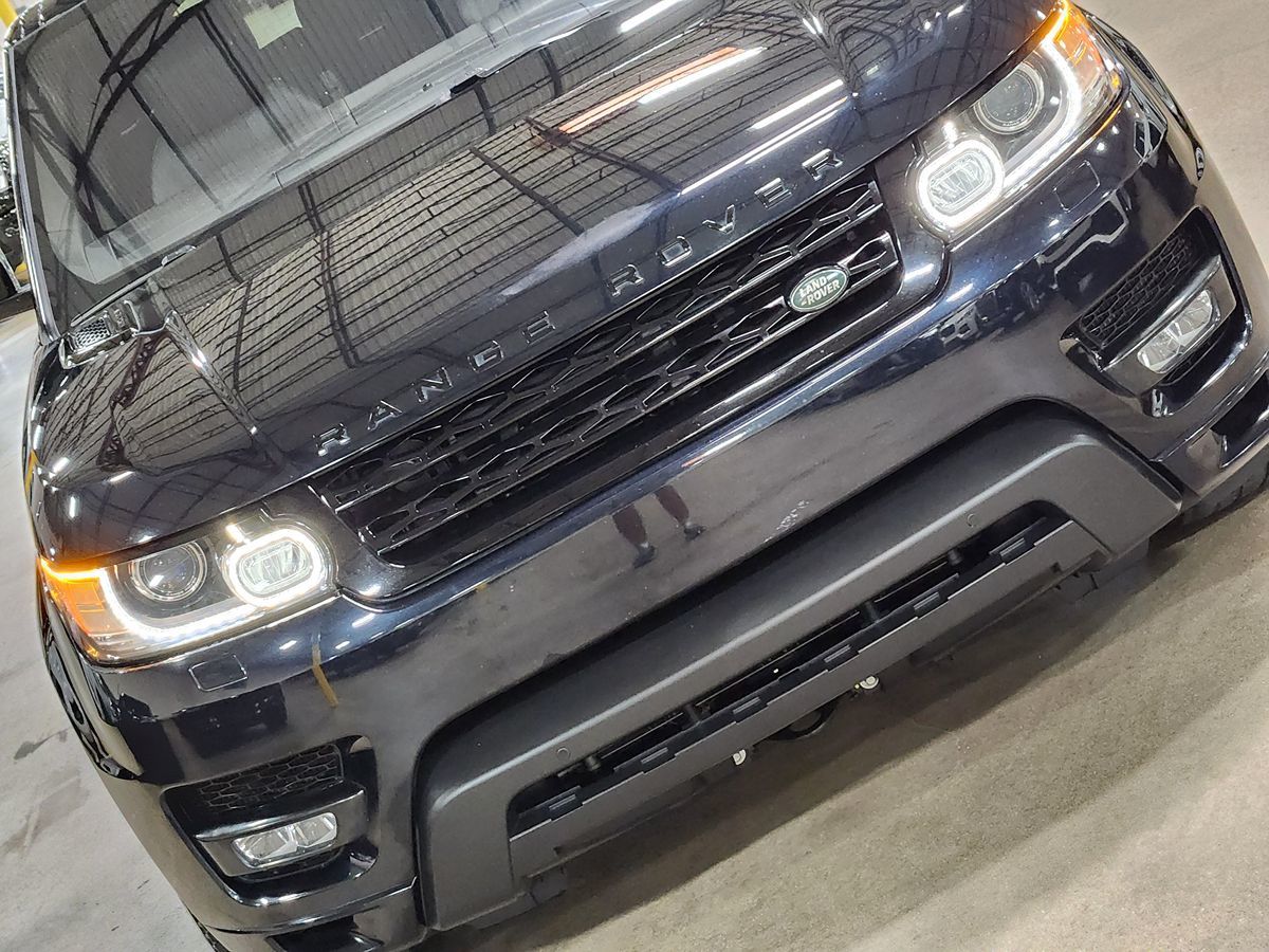 2017 Land Rover Range Rover Sport HSE Dynamic photo 13