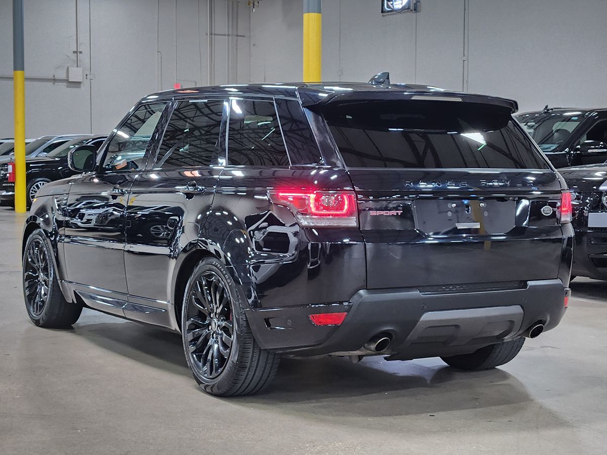 2017 Land Rover Range Rover Sport HSE Dynamic photo 7