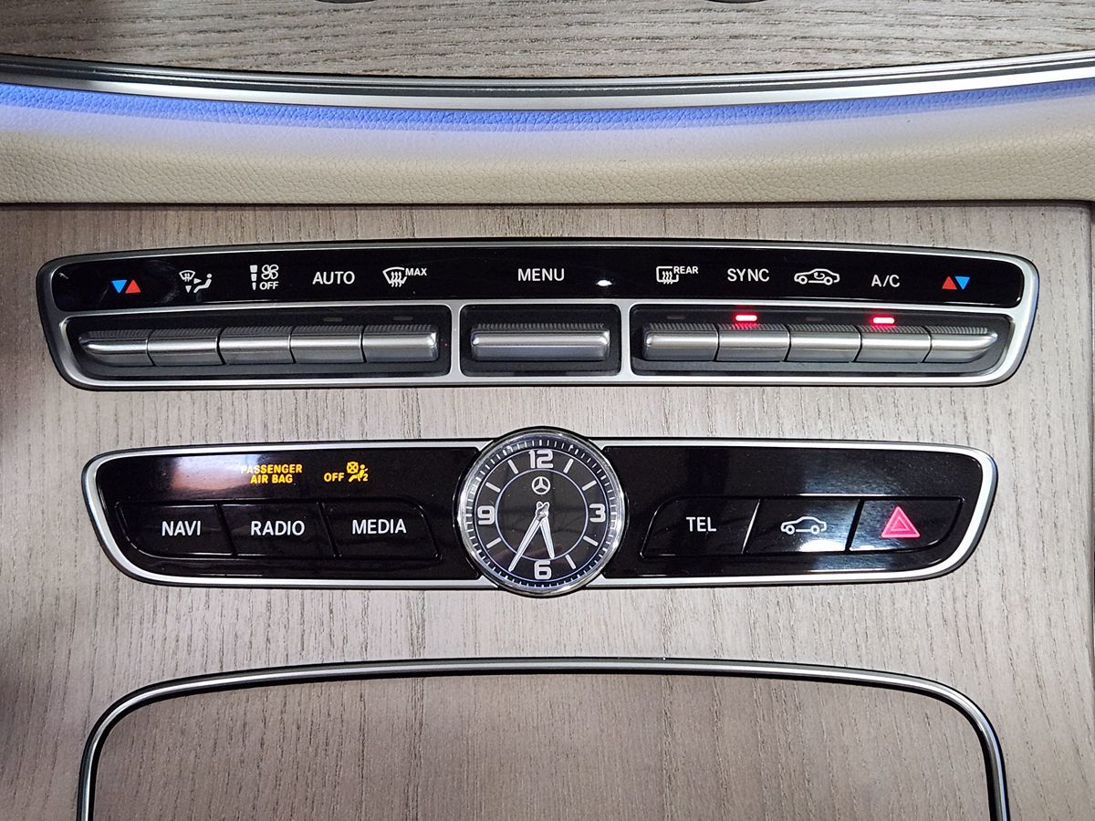 2018 Mercedes Benz E 400 Cabriolet photo 28