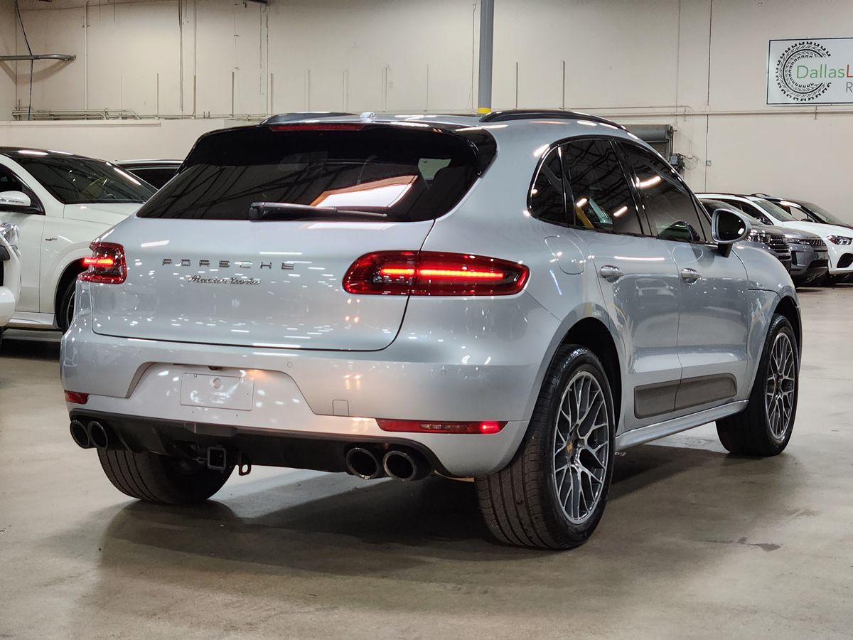 2016 Porsche Macan Turbo photo 7