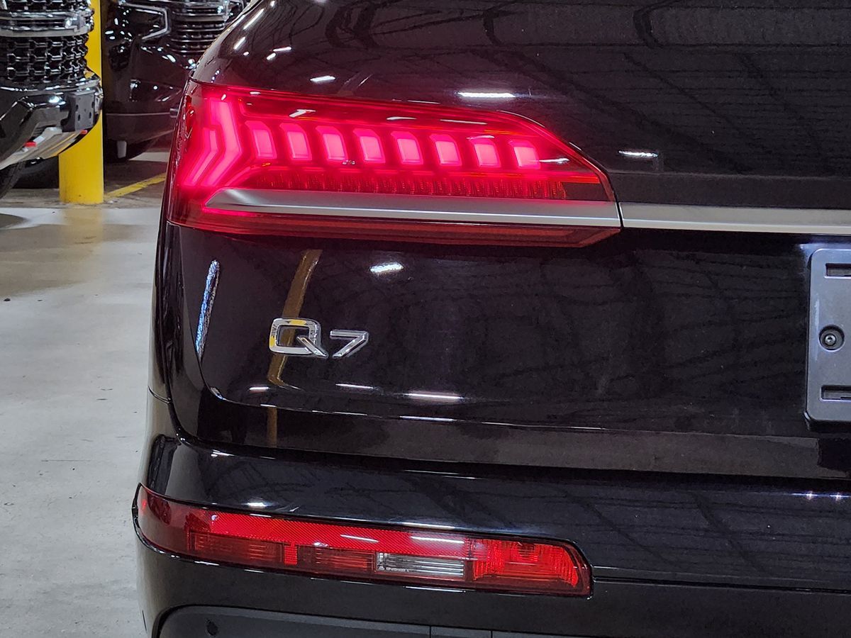 2022 Audi Q7 Premium Plus 45 photo 13