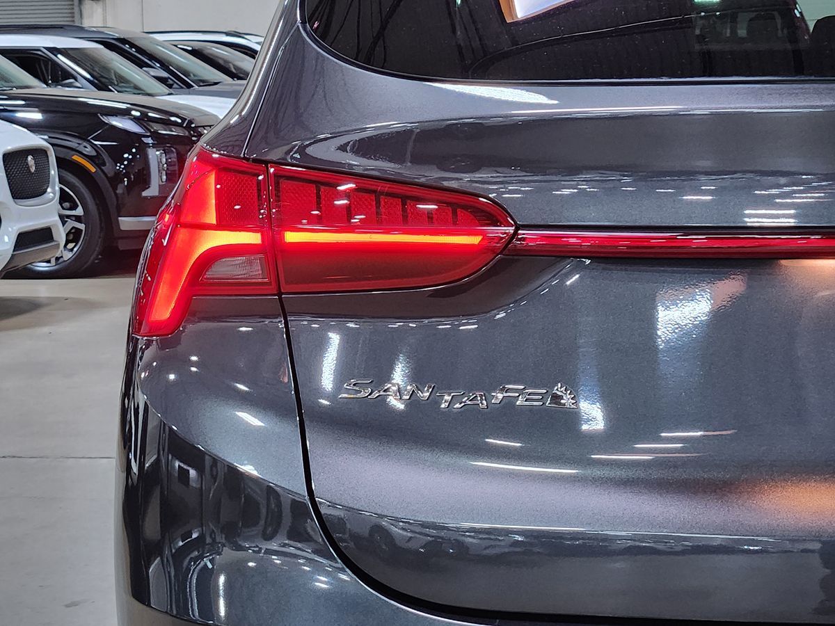 2021 Hyundai Santa Fe Limited photo 13
