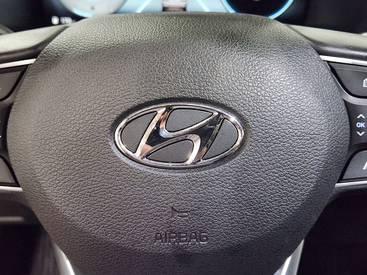 2021 Hyundai Santa Fe Limited photo 35