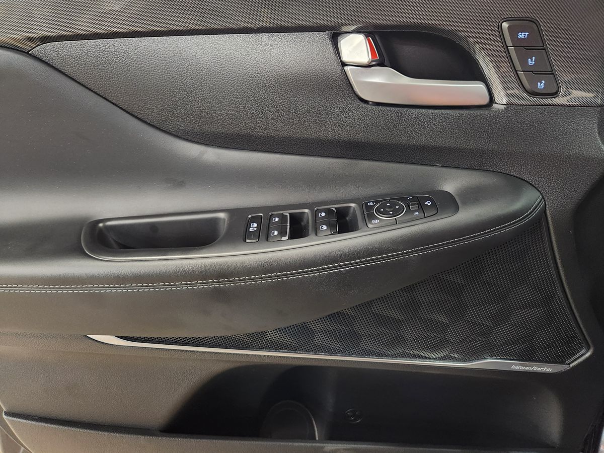 2021 Hyundai Santa Fe Limited photo 29