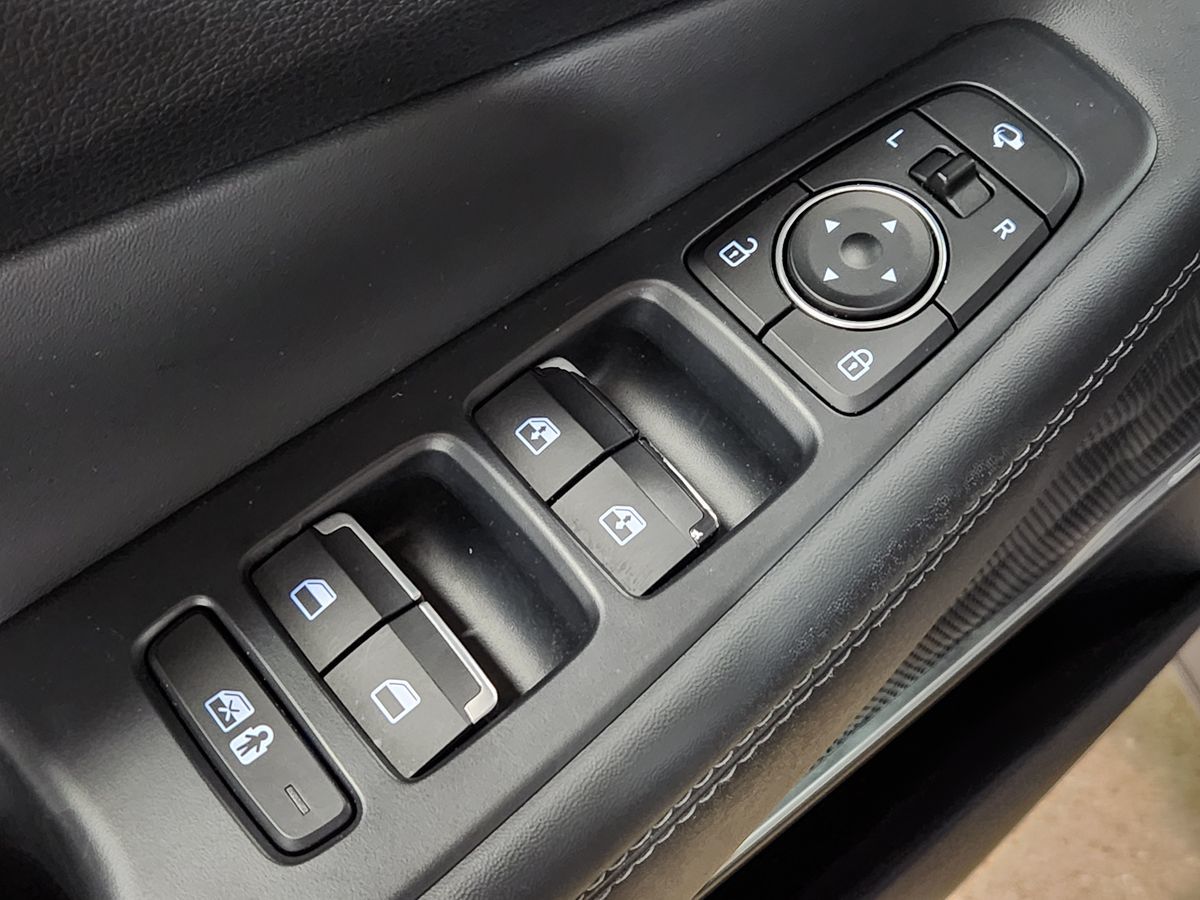 2021 Hyundai Santa Fe Limited photo 30