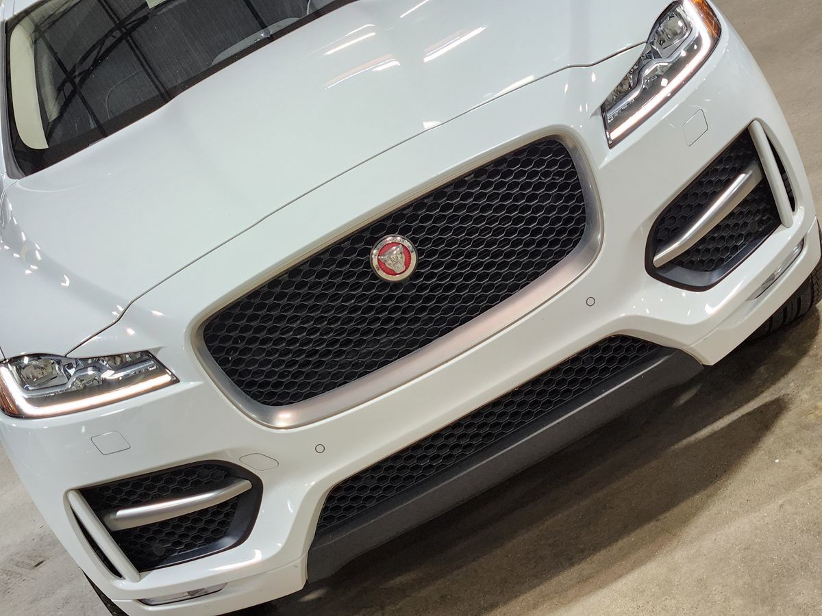 2020 Jaguar F-PACE R-Sport photo 11