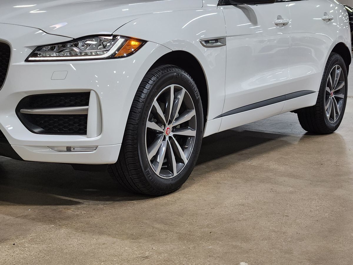 2020 Jaguar F-PACE R-Sport photo 10