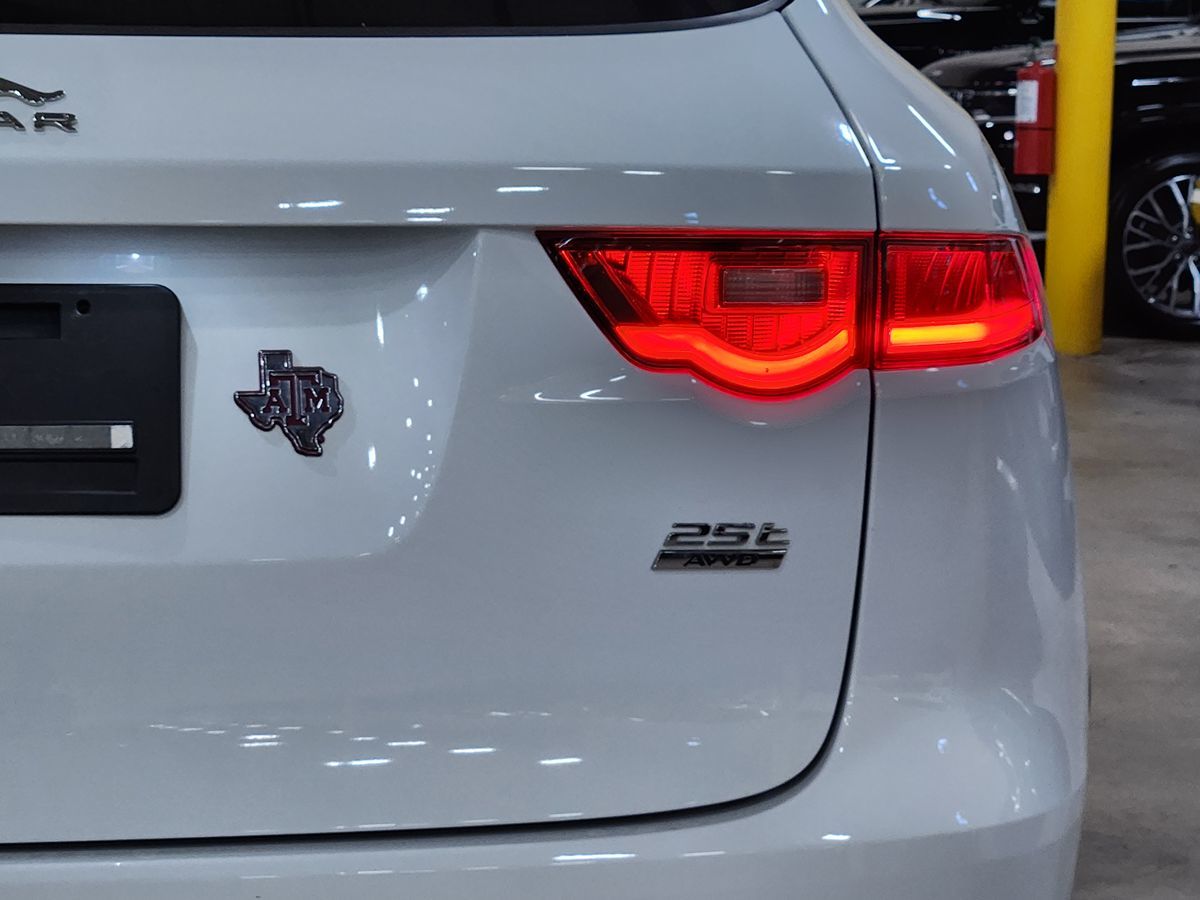 2020 Jaguar F-PACE R-Sport photo 14