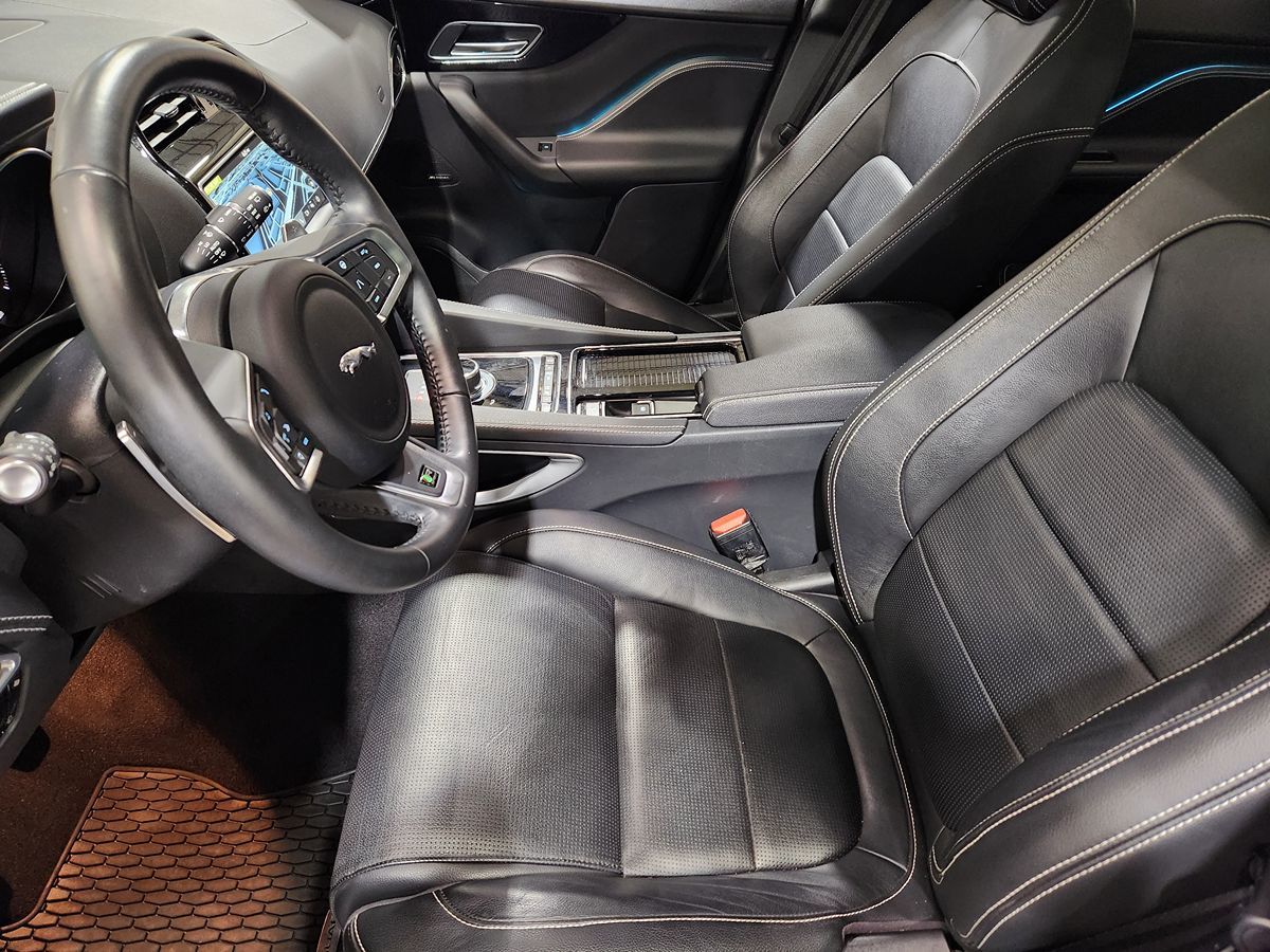 2020 Jaguar F-PACE R-Sport photo 20