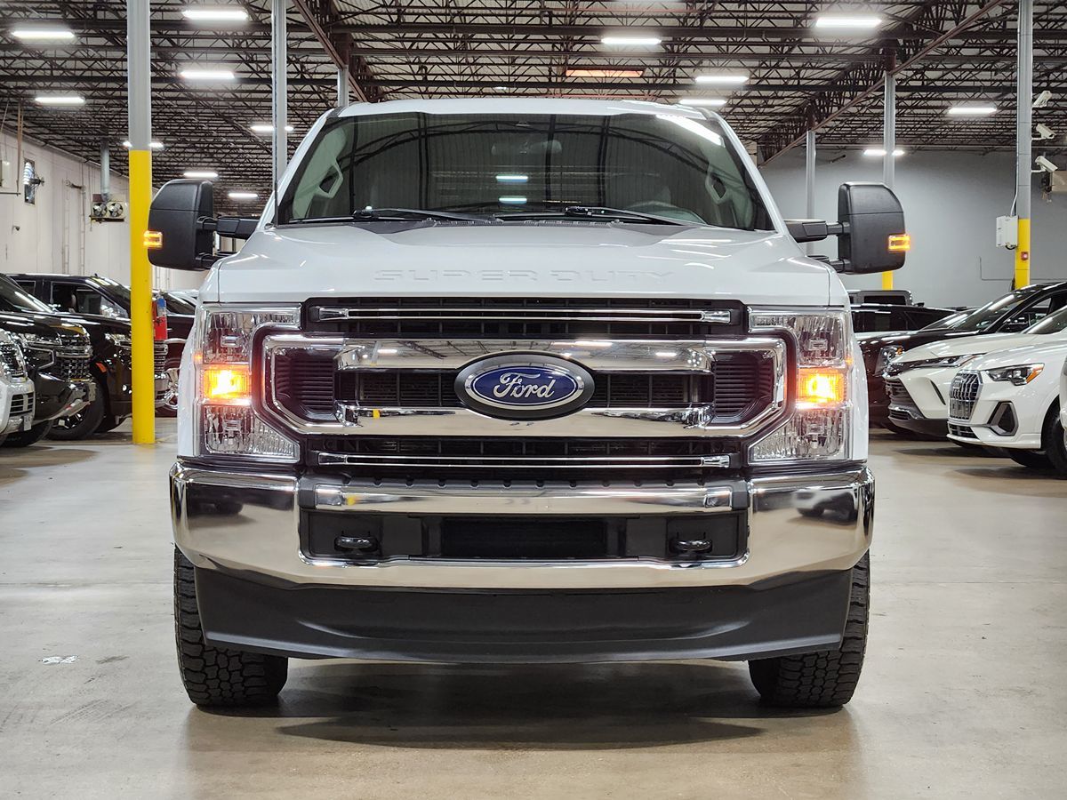 2022 Ford F-250 XLT photo 2
