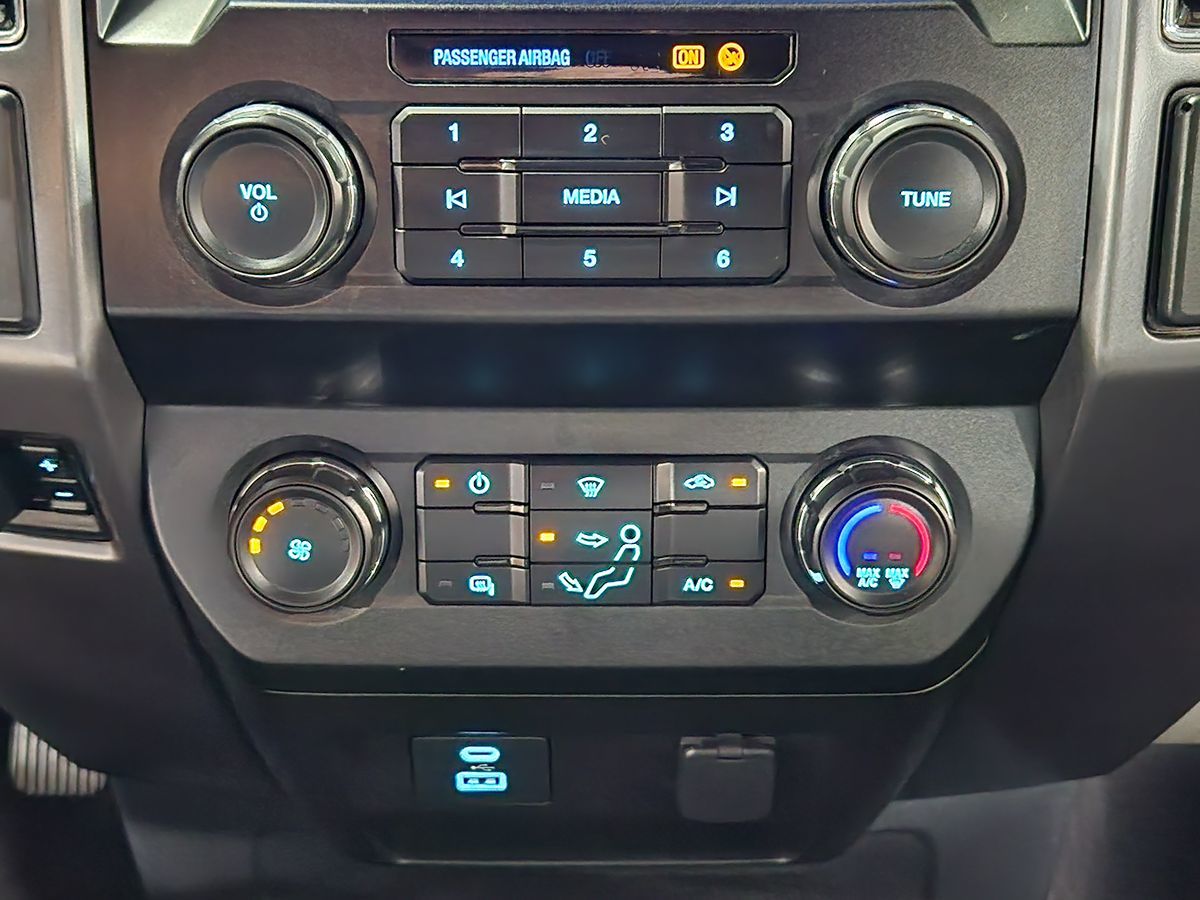 2022 Ford F-250 XLT photo 29
