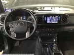 2018 Toyota Tacoma TRD photo 8