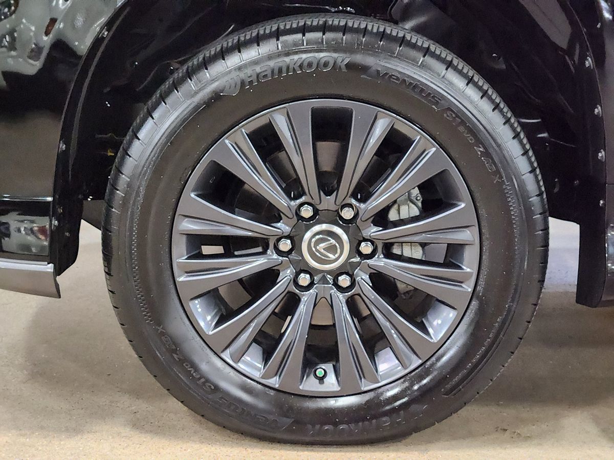 2021 Lexus GX 460 Luxury photo 14