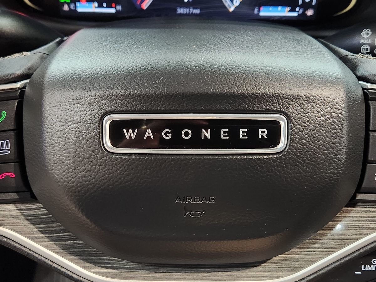 2022 Jeep Wagoneer Series III photo 37