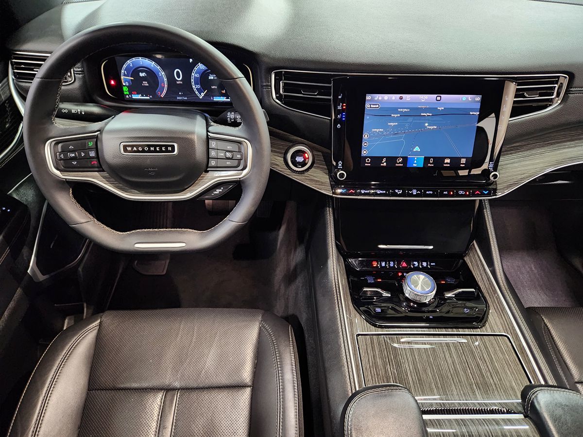 2022 Jeep Wagoneer Series III photo 35