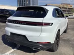 2024 Porsche Cayenne photo 3