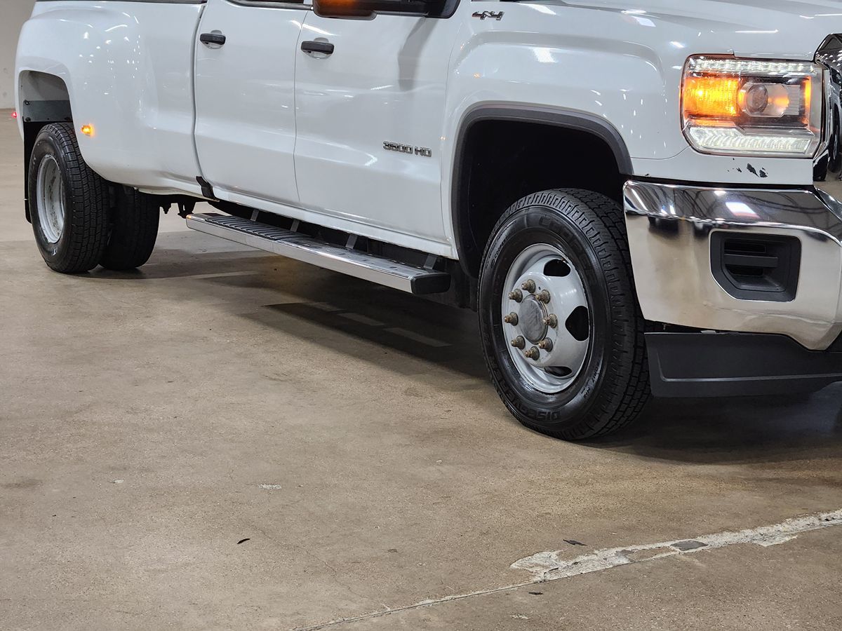 2016 Gmc Sierra Base photo 13