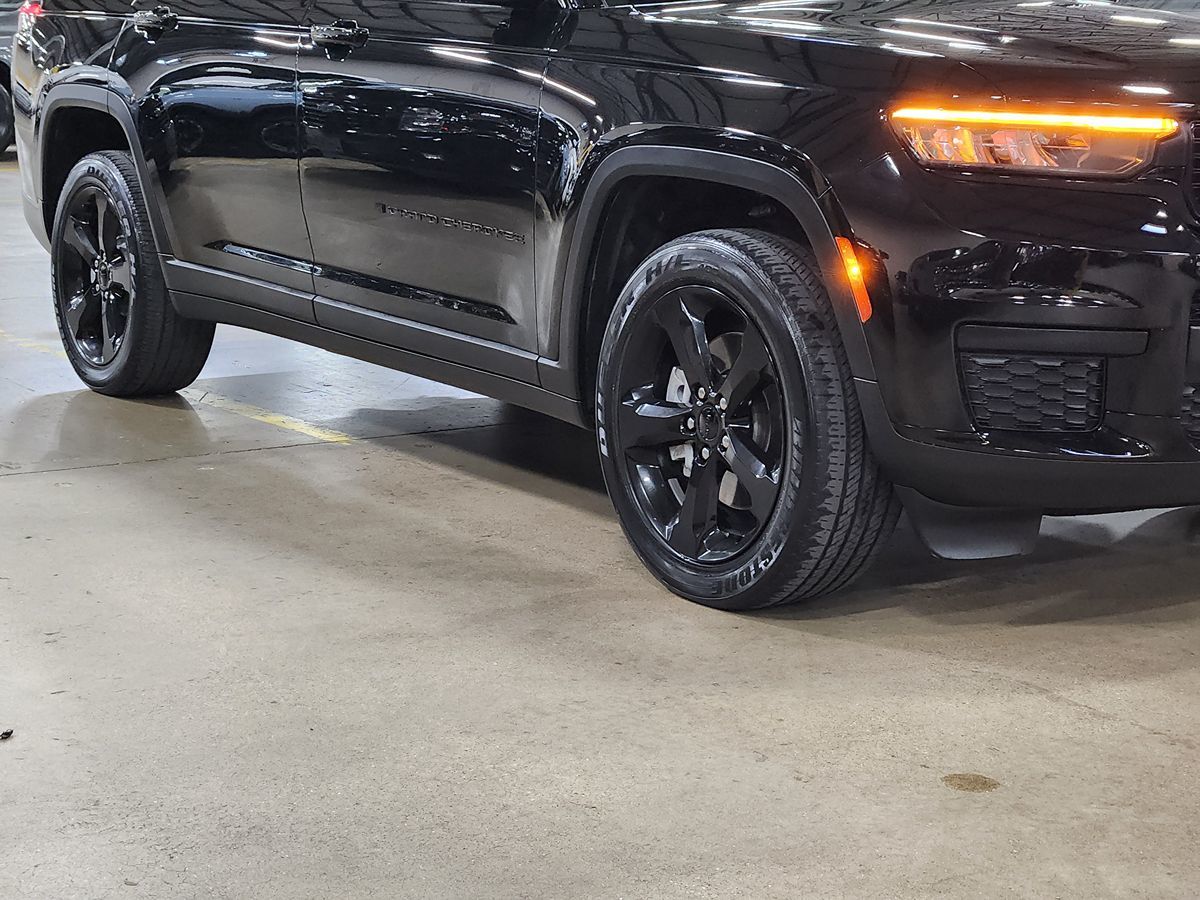 2021 Jeep Grand Cherokee Altitude photo 11
