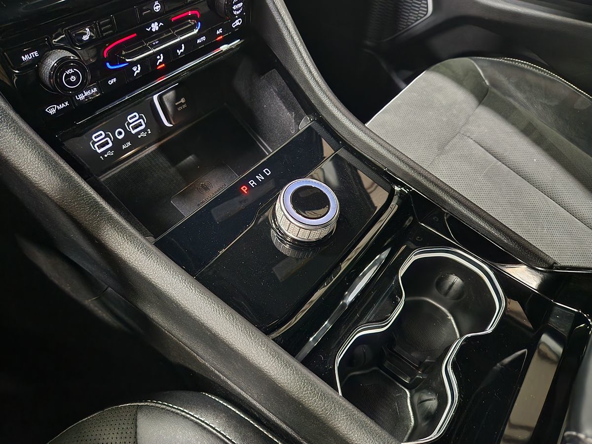 2021 Jeep Grand Cherokee Altitude photo 25