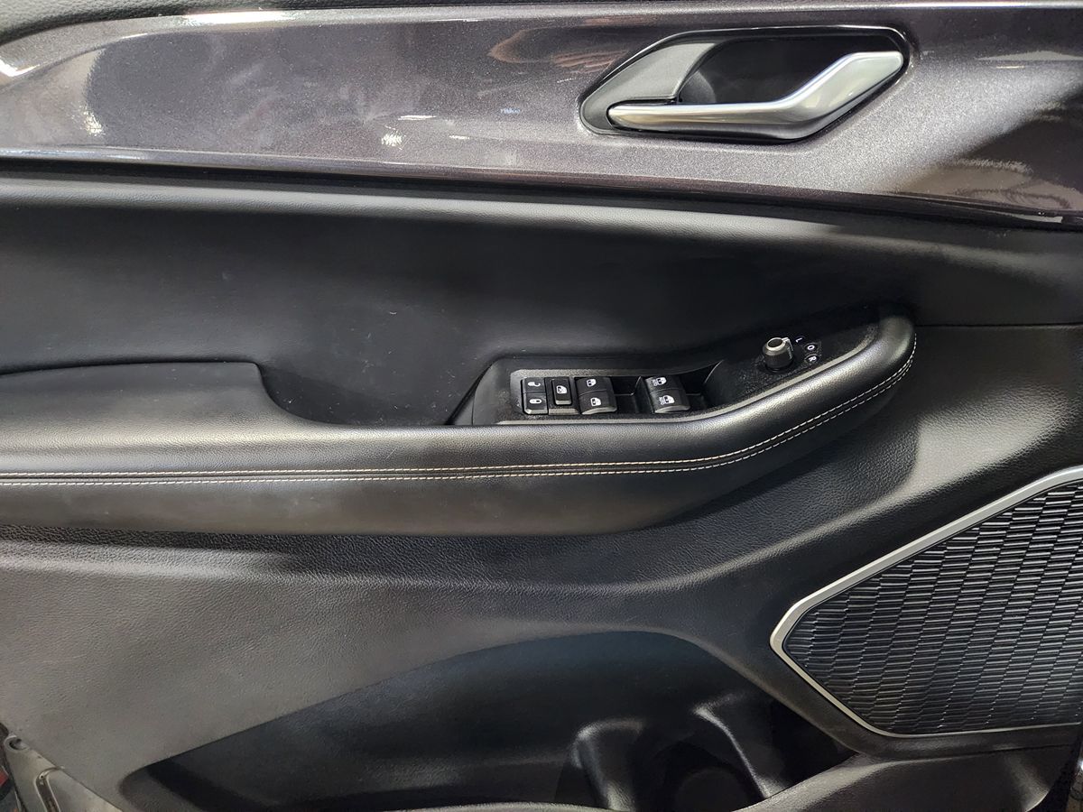 2021 Jeep Grand Cherokee Altitude photo 28