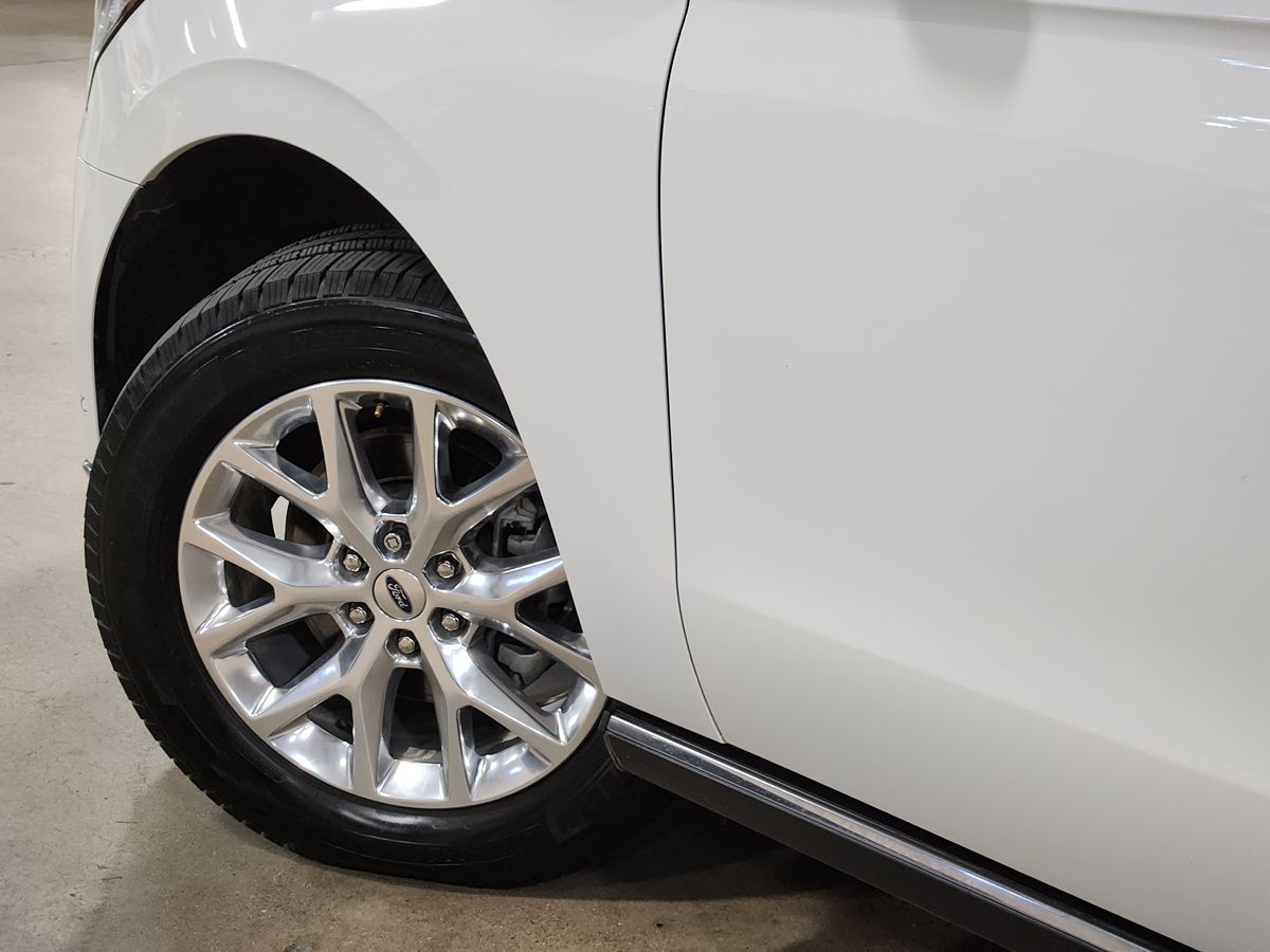 2020 Ford Expedition Limited photo 17