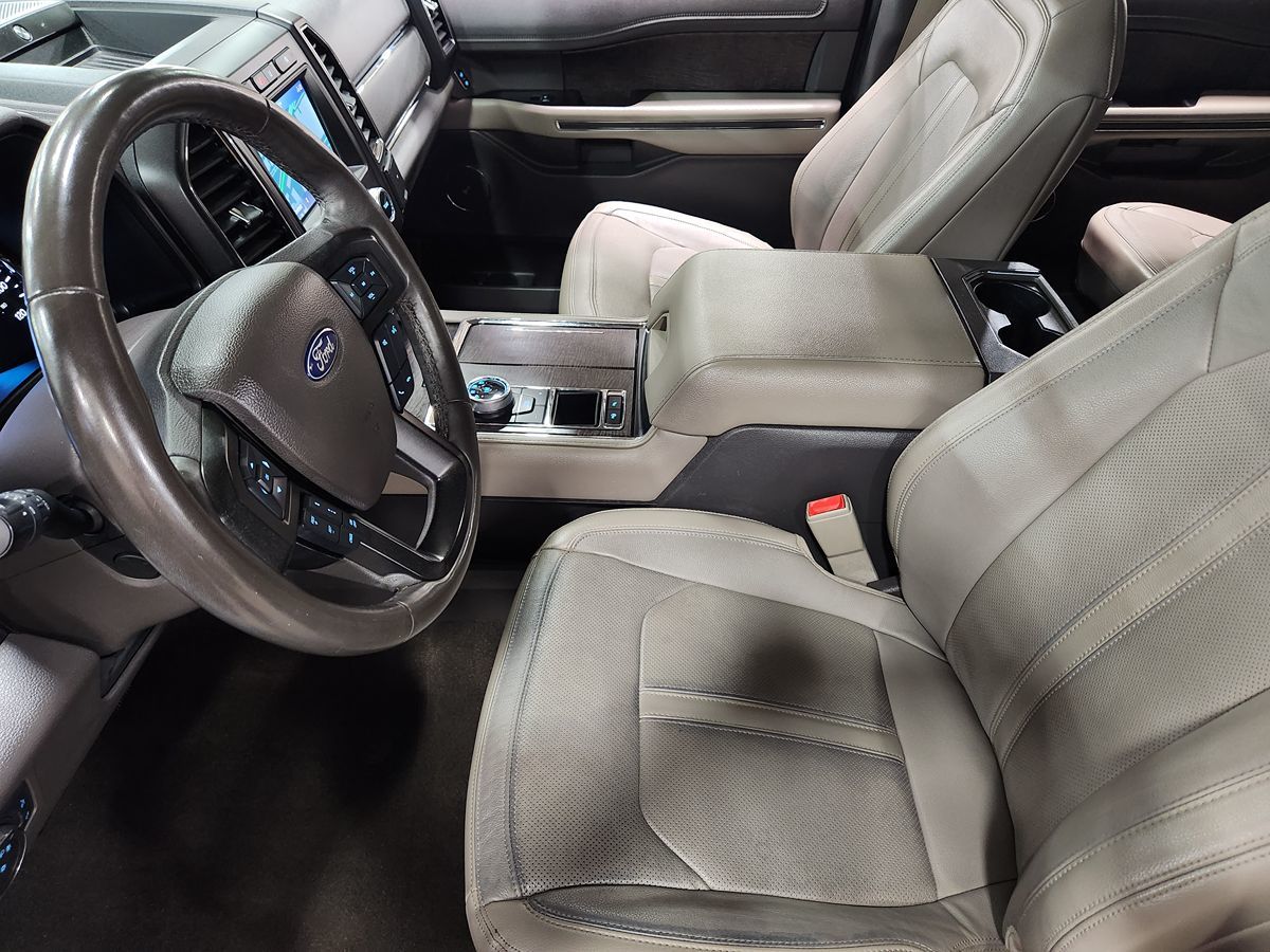 2020 Ford Expedition Limited photo 22