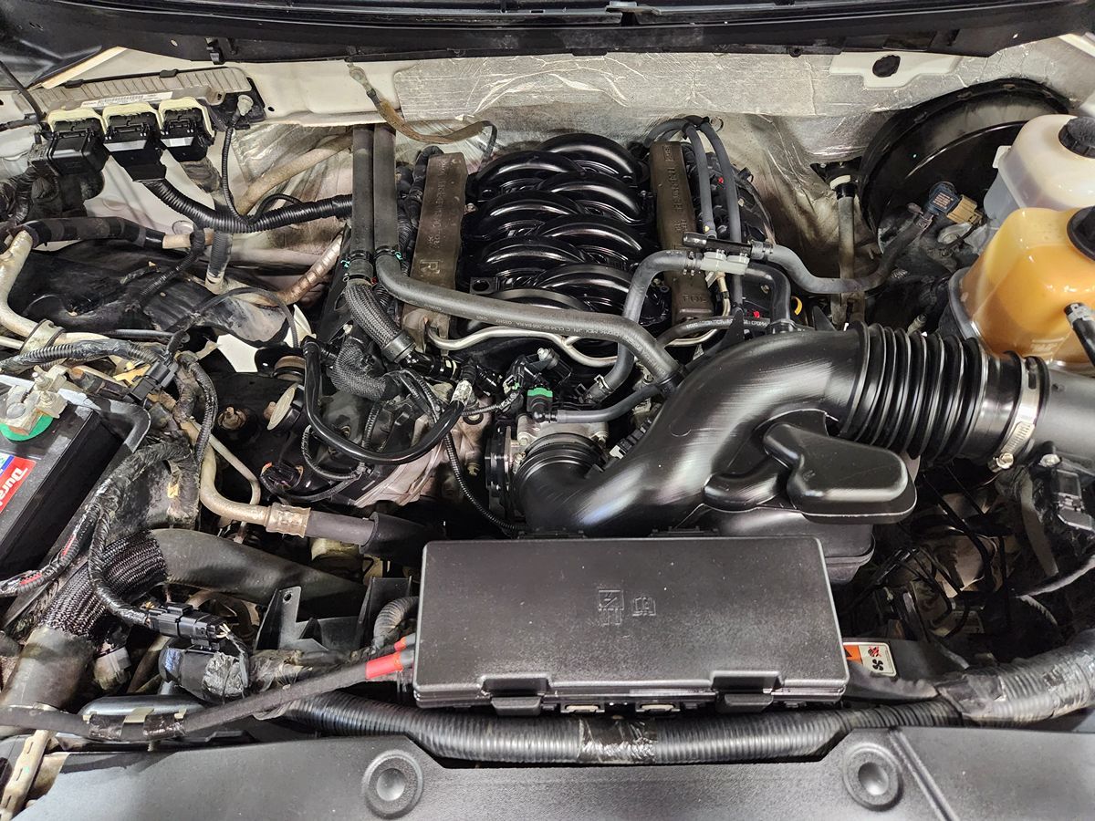 2013 Ford F-150 Lariat photo 41