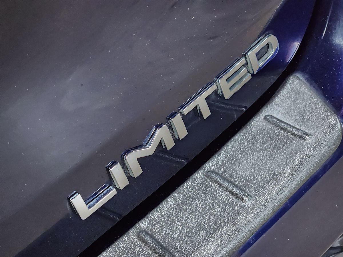 2021 Toyota Highlander Hybrid Limited photo 17
