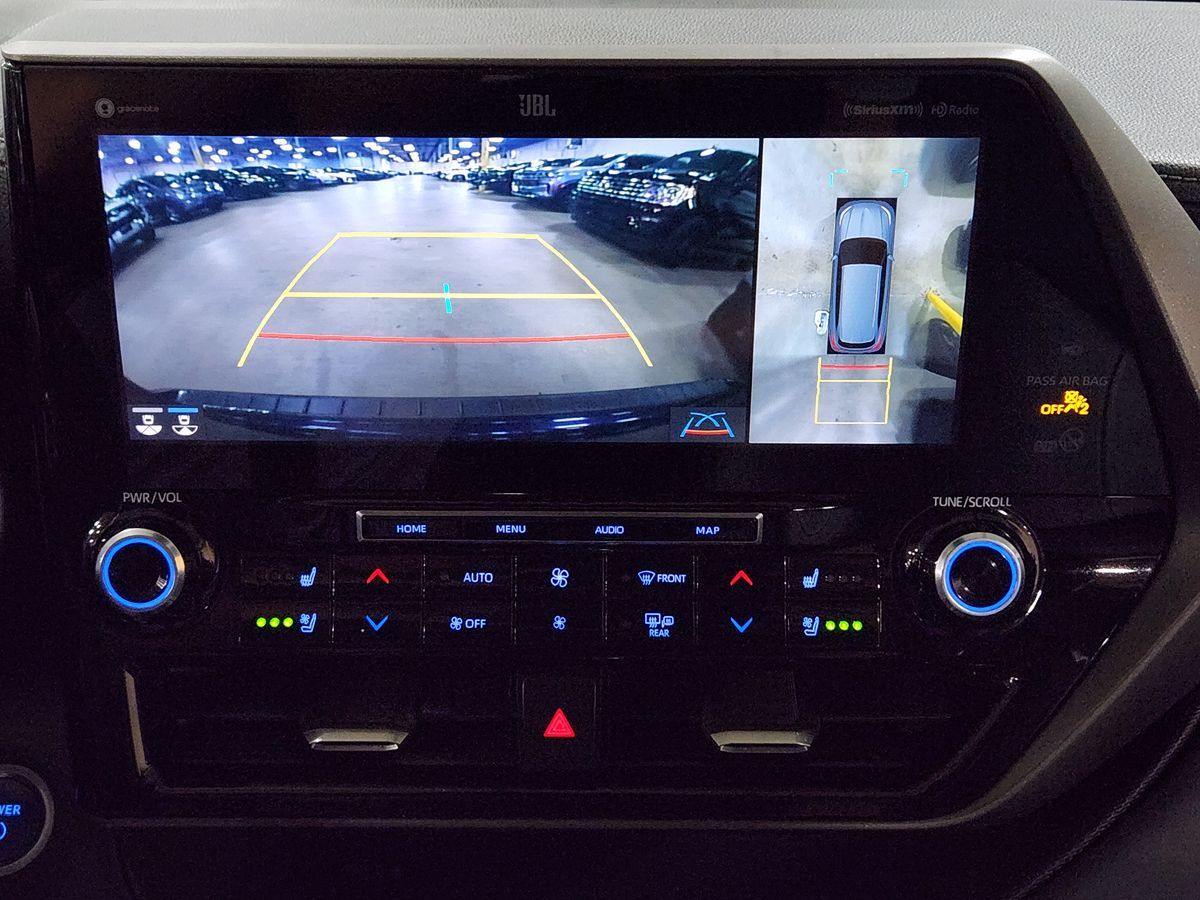 2021 Toyota Highlander Hybrid Limited photo 27