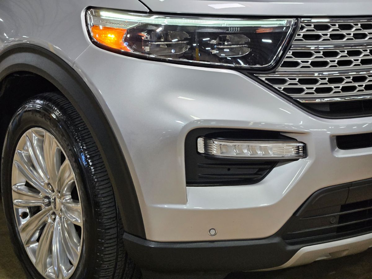 2021 Ford Explorer Limited photo 9