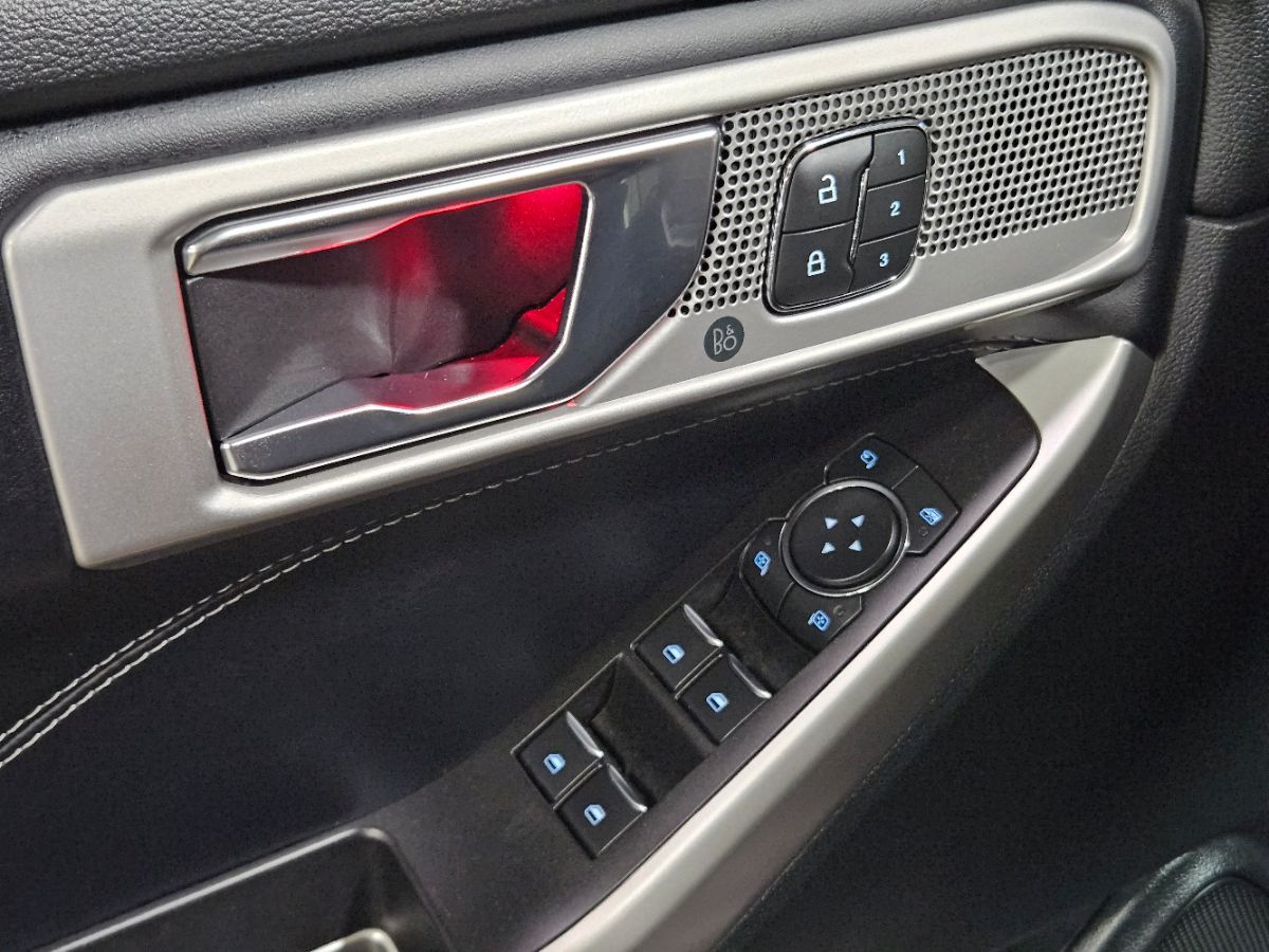 2021 Ford Explorer Limited photo 28