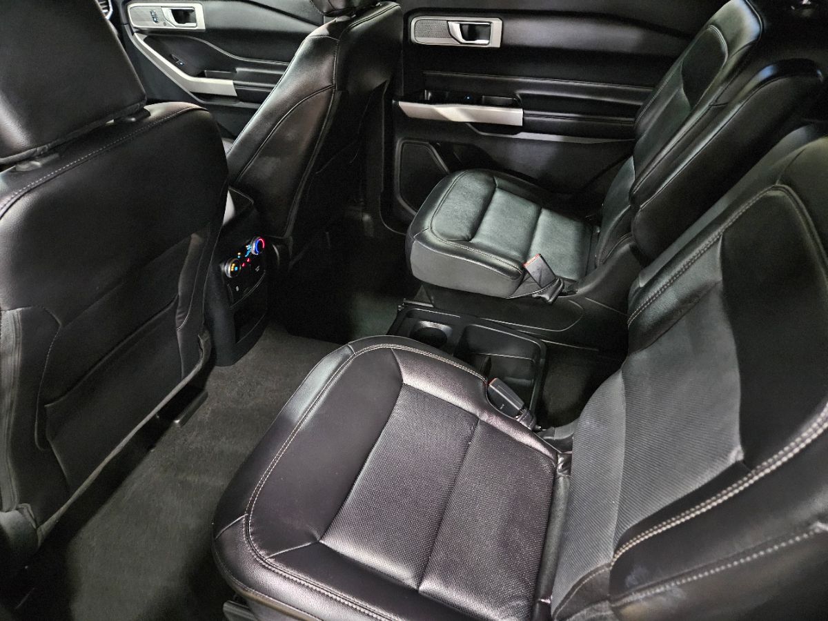 2021 Ford Explorer Limited photo 35