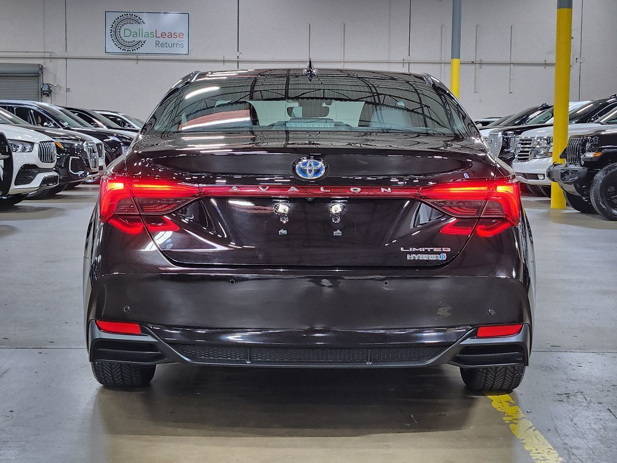 2019 Toyota Avalon Hybrid Limited photo 8