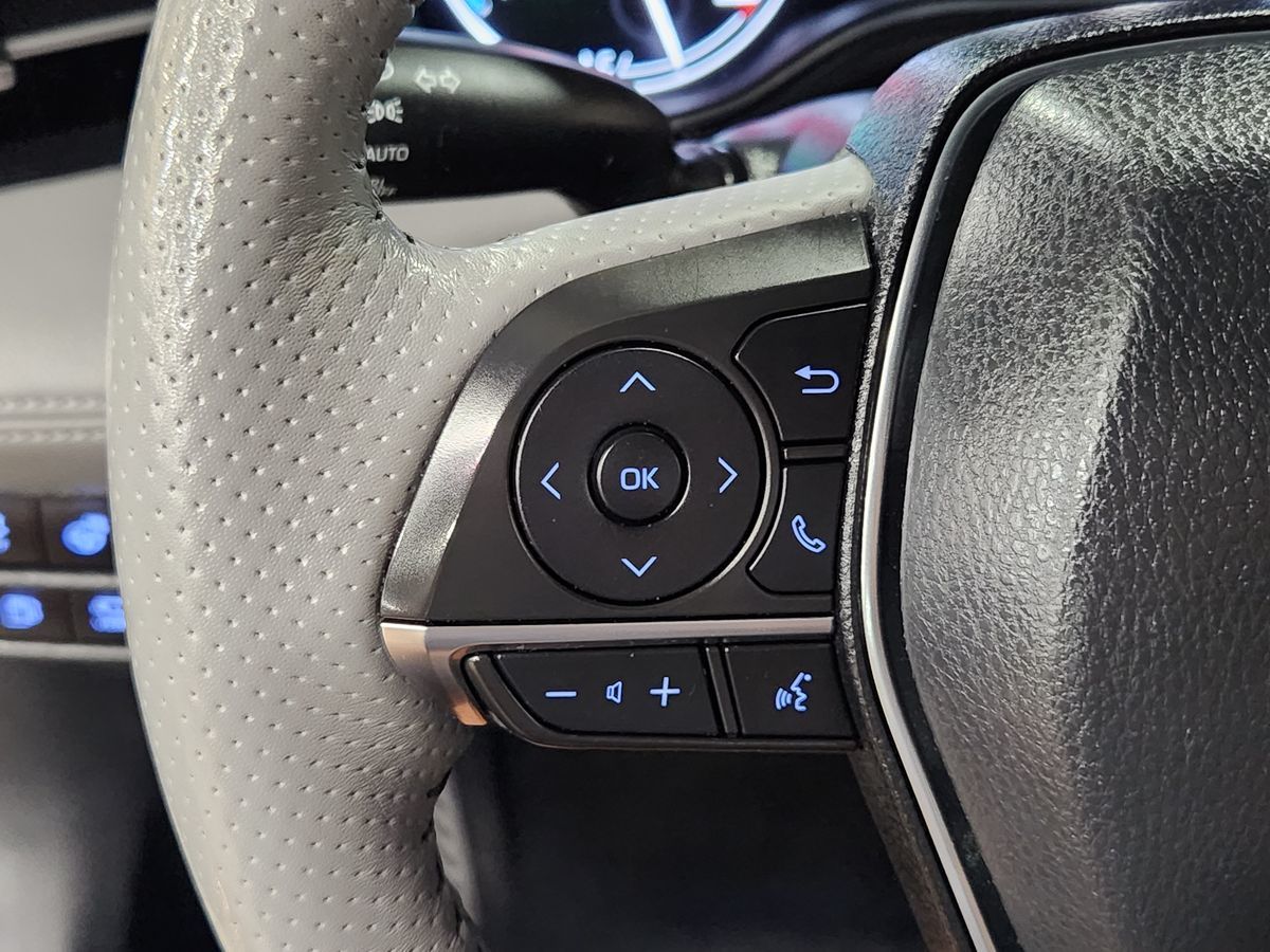 2019 Toyota Avalon Hybrid Limited photo 38