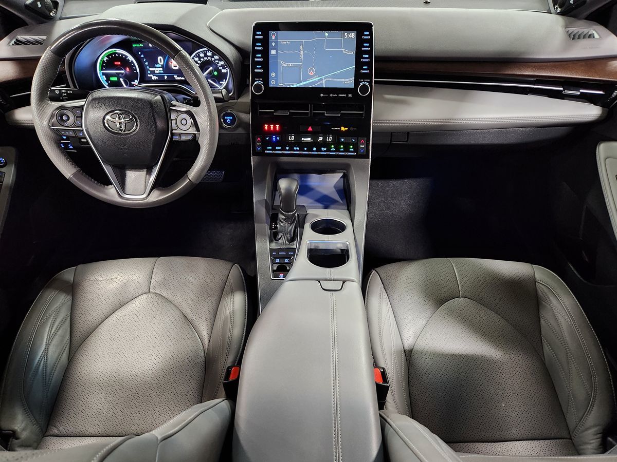 2019 Toyota Avalon Hybrid Limited photo 36