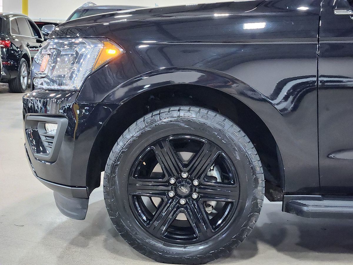 2021 Ford Expedition XLT photo 3