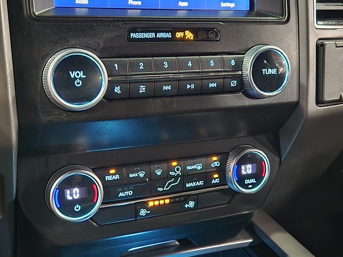 2021 Ford Expedition XLT photo 26