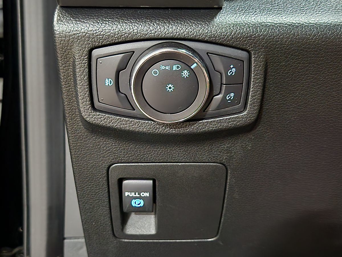 2021 Ford Expedition XLT photo 29