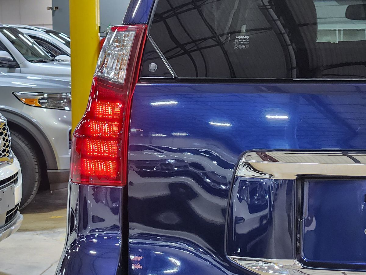 2018 Lexus GX 460 photo 14