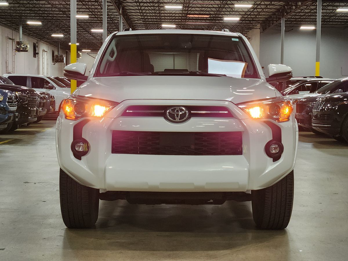 2021 Toyota 4Runner SR5 Premium photo 2