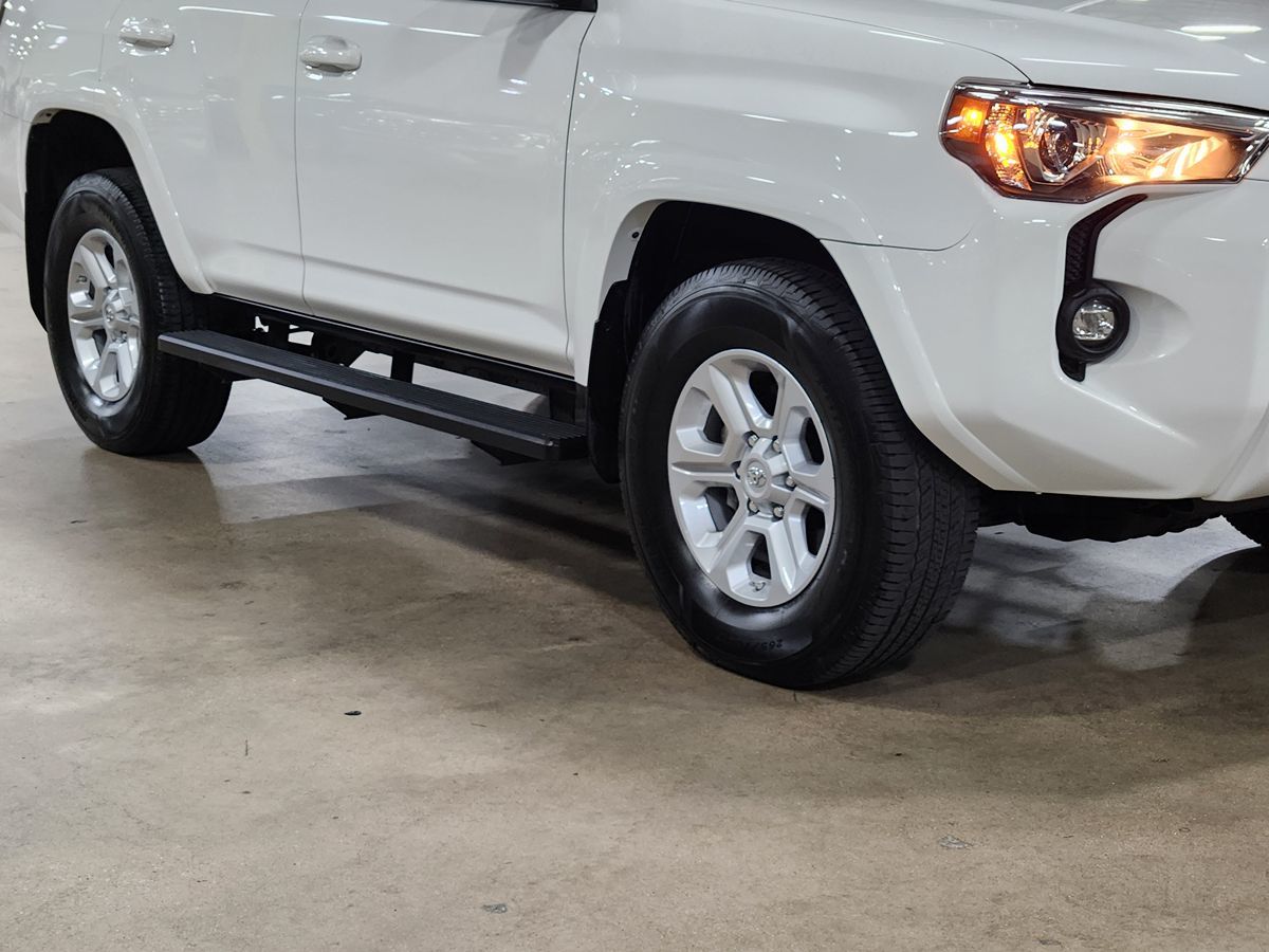 2021 Toyota 4Runner SR5 Premium photo 12