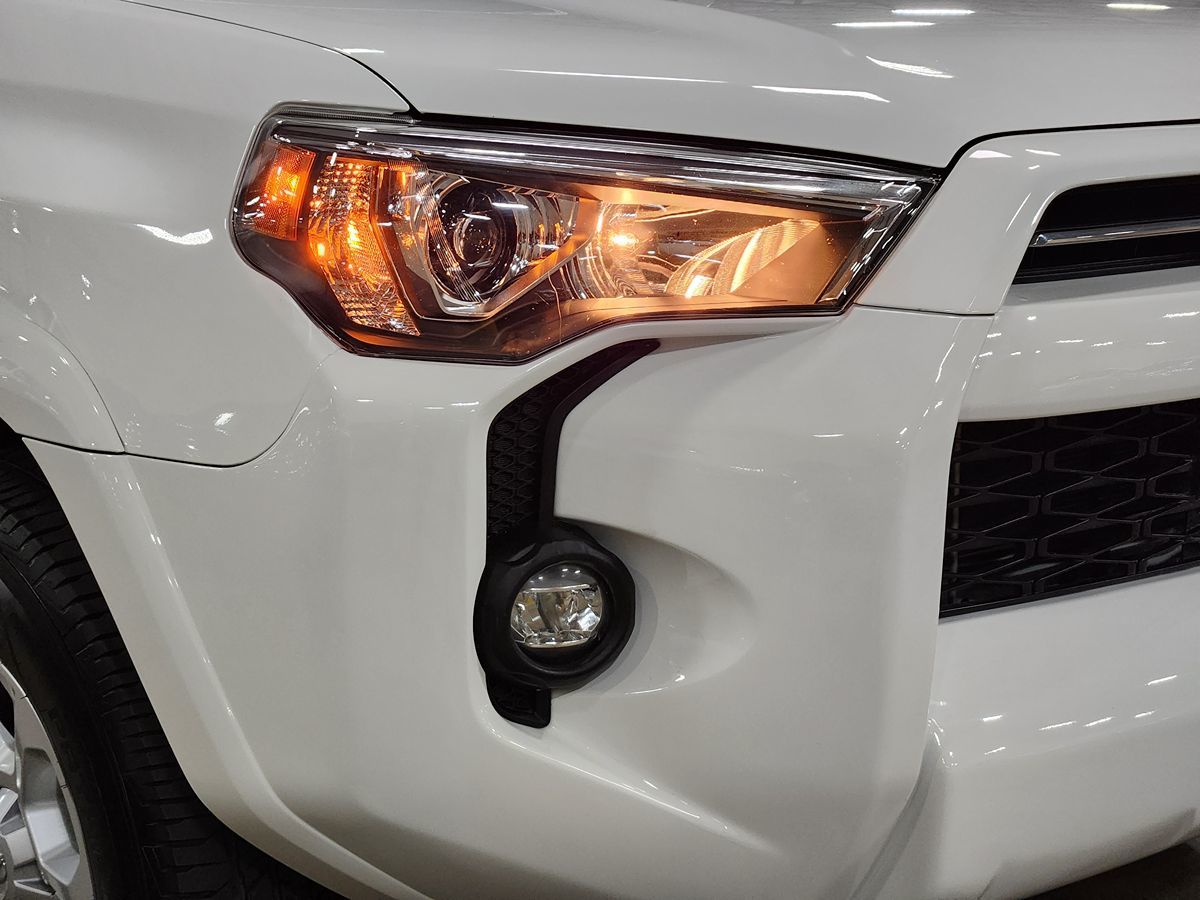 2021 Toyota 4Runner SR5 Premium photo 10