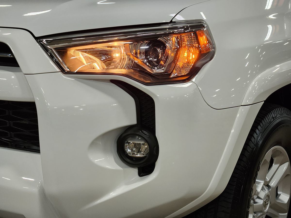2021 Toyota 4Runner SR5 Premium photo 11