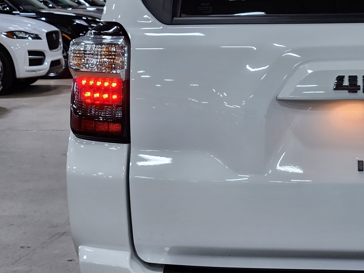 2021 Toyota 4Runner SR5 Premium photo 15
