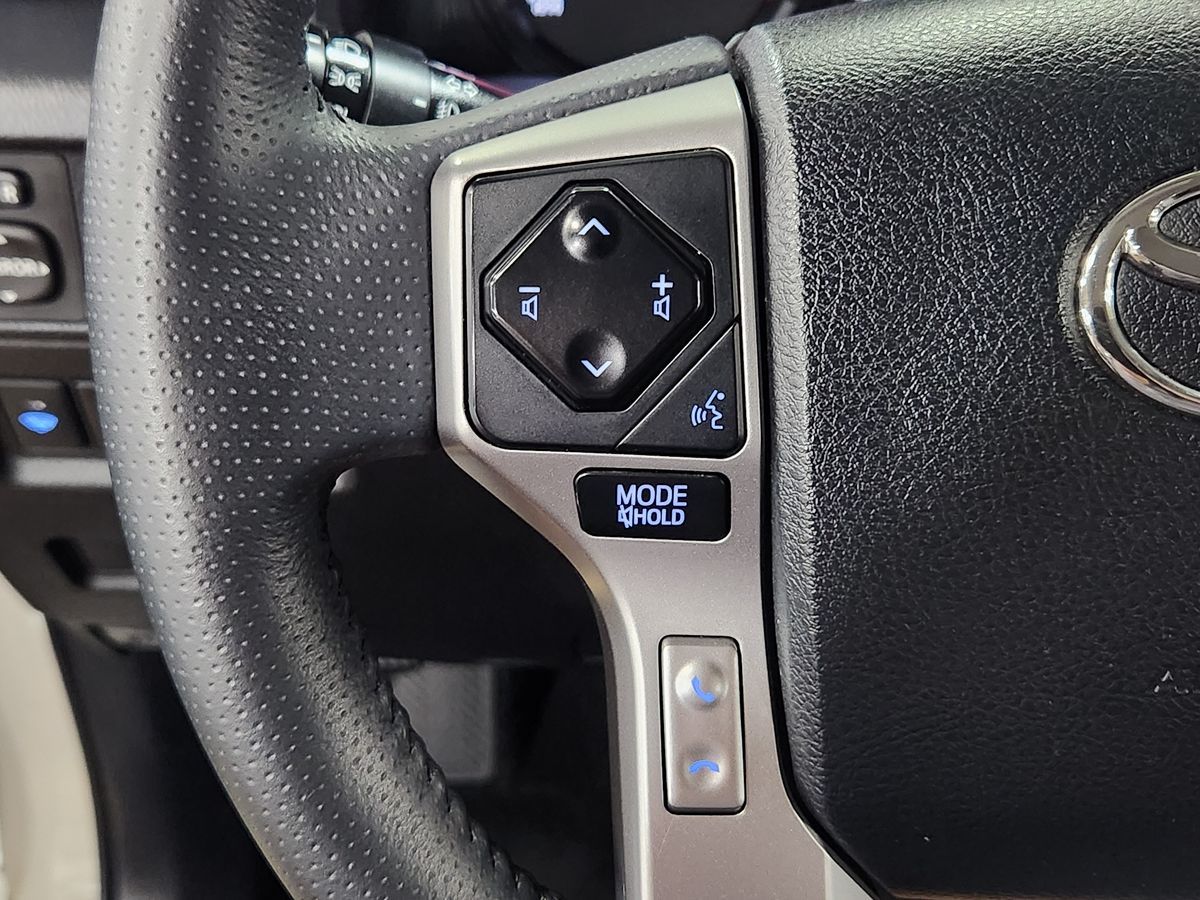 2021 Toyota 4Runner SR5 Premium photo 41