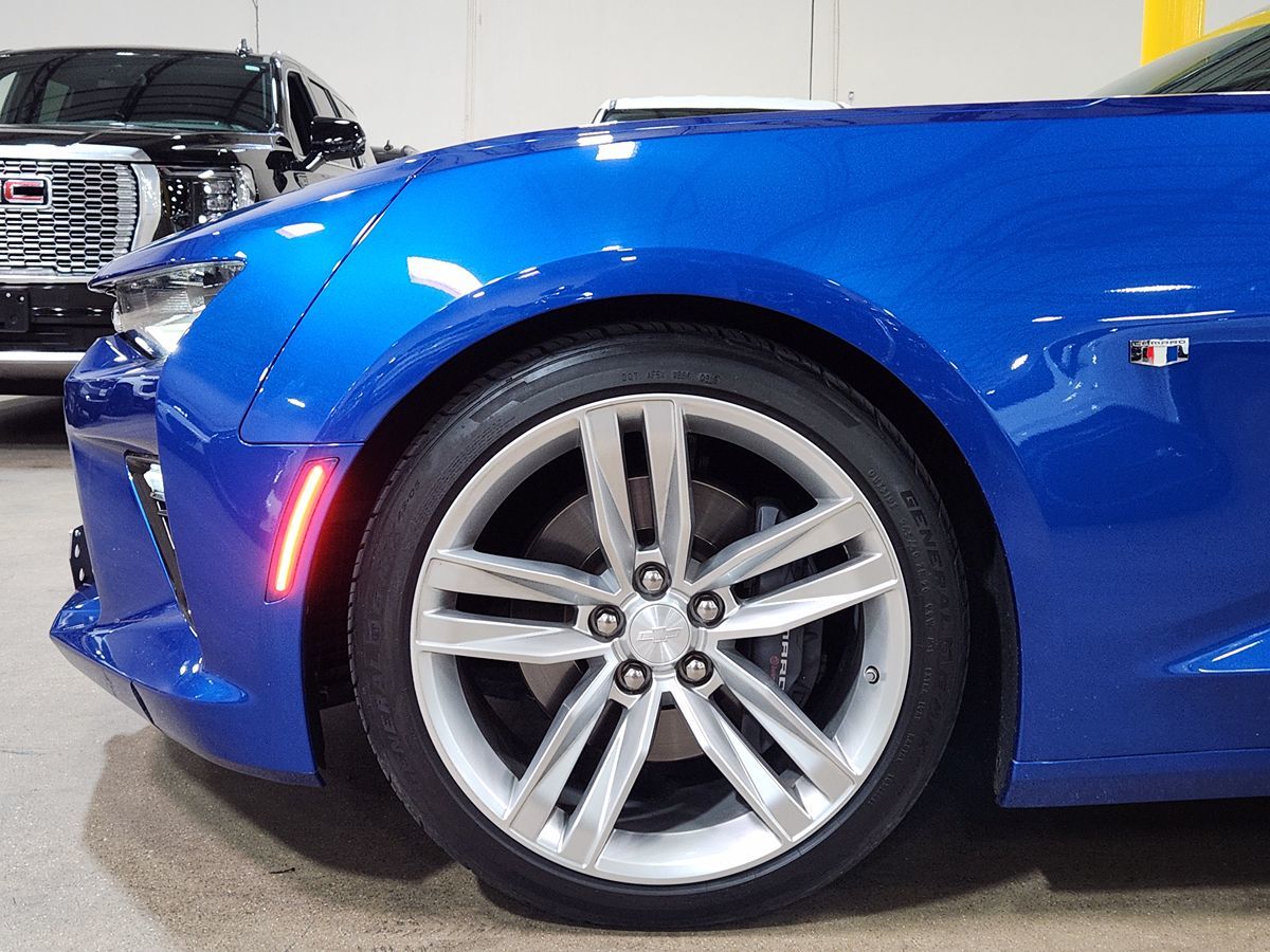 2017 Chevrolet Camaro 2SS photo 4