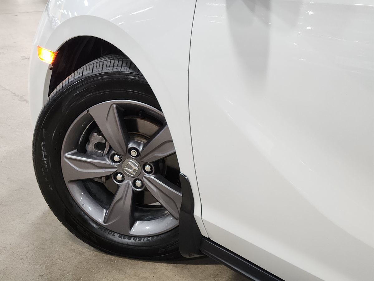 2022 Honda Odyssey EX photo 18