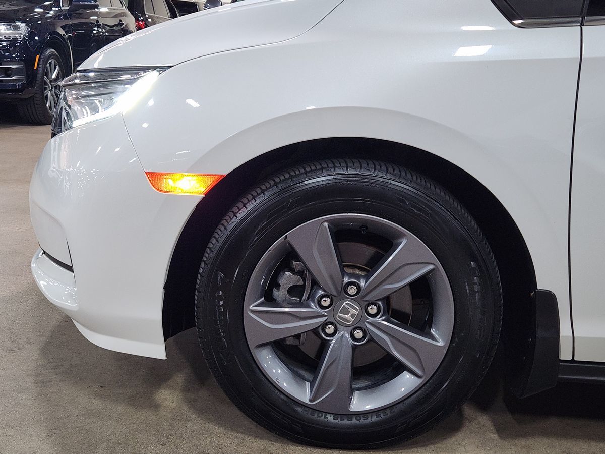 2022 Honda Odyssey EX photo 4